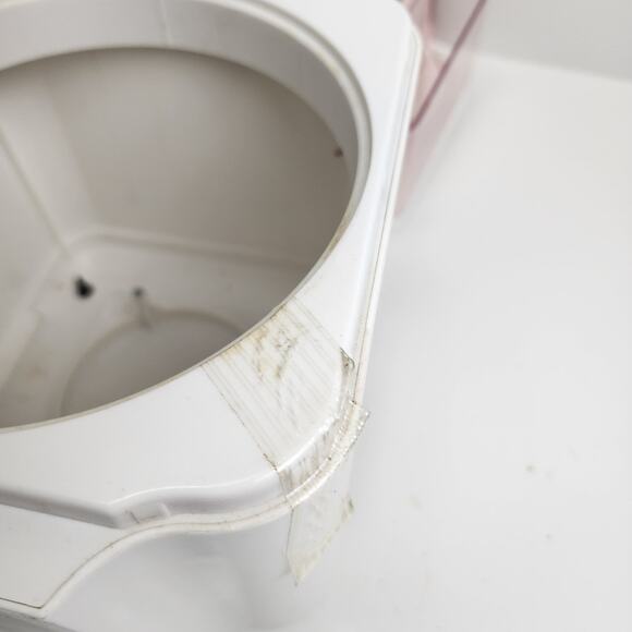 Nostalgia Products Model RIM150 Electric Ice Cream Frozen Yogurt Maker 1.5qts - Picture 10 of 13